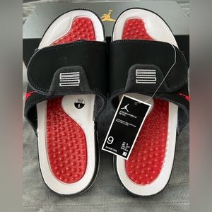 Jordan Hydro XI Retro Slides